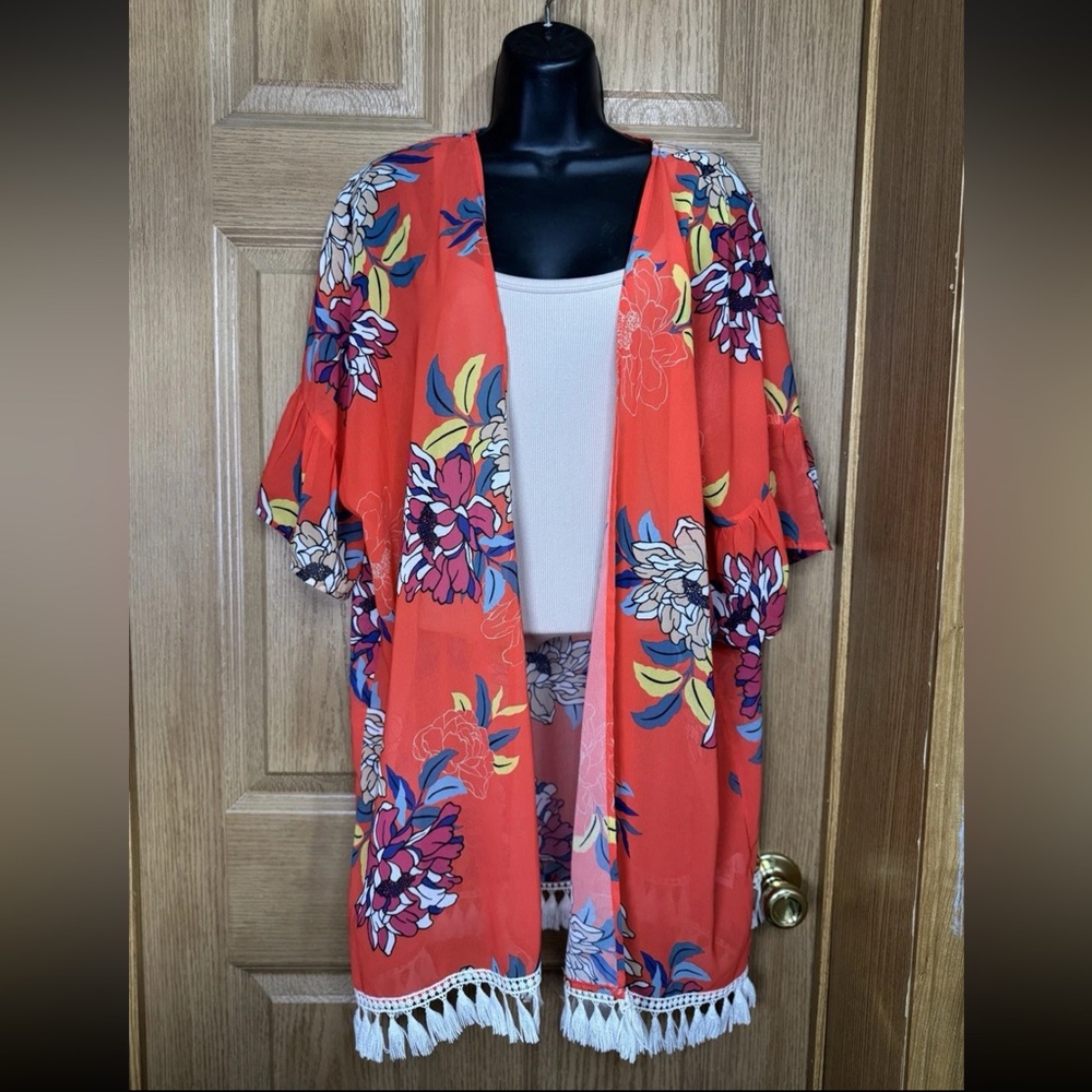 Umgee Sz S Red/Orange Kimono Duster Summer Lightweight Floral Lace Tassel Trim
